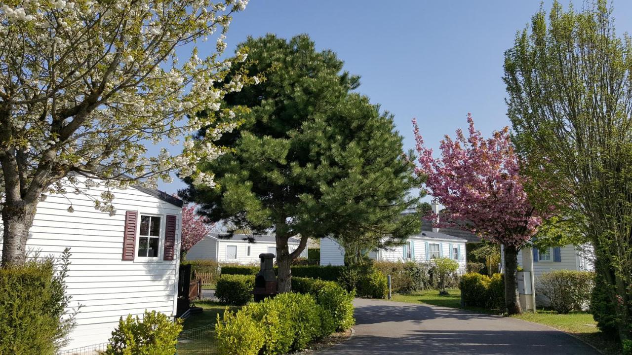 Camping Caravaning Les Cerisiers Berck sur mer Verton Exteriör bild